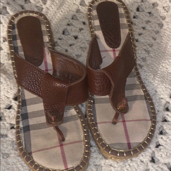 Burberry Shoes - Burberry leather sandals